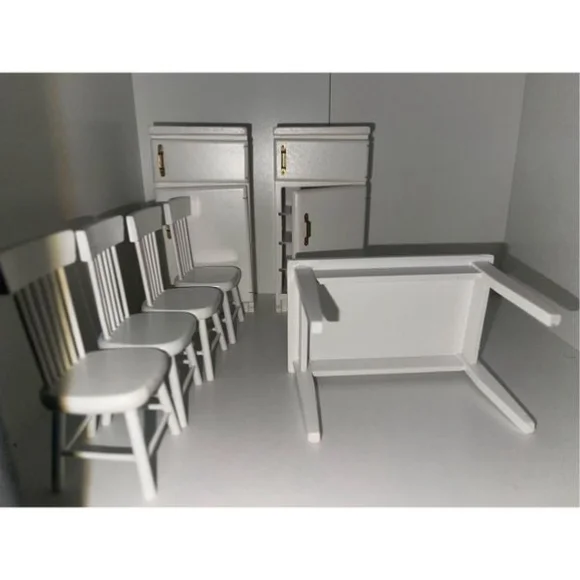 1:12 Miniature dollhouse furniture kitchen table with matching four chairs. Refr - Picture 3 of 3